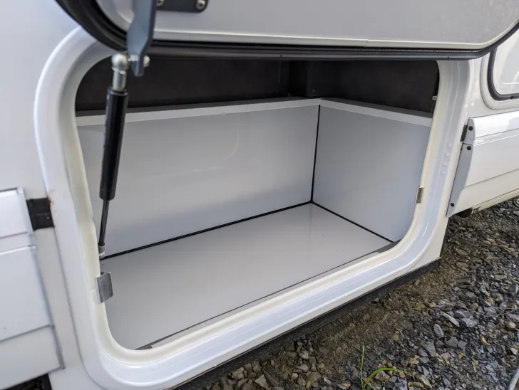 Fahrzeugbild Malibu T 430 LE #47