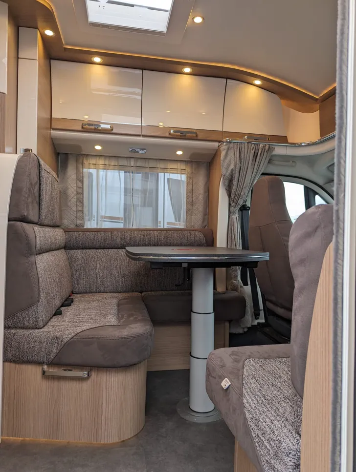 Fahrzeugbild Malibu T 430 LE 140PS | Schalter, 620 - 2107 #11