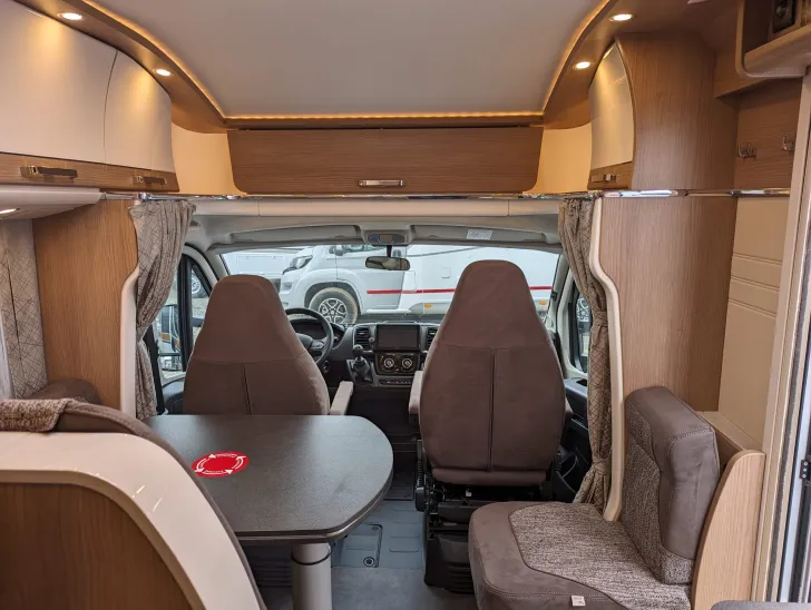 Fahrzeugbild Malibu T 430 LE 140PS | Schalter, 620 - 2107 #13