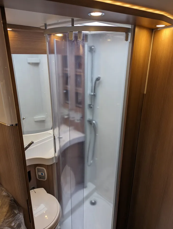 Fahrzeugbild Malibu T 430 LE 140PS | Schalter, 620 - 2107 #33