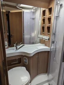 Fahrzeugbild Malibu I 430 LE #18