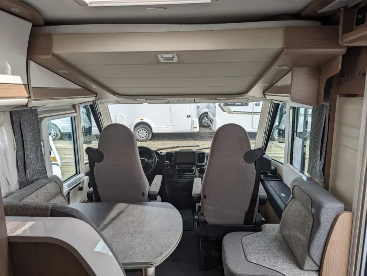 Fahrzeugbild Malibu I 430 LE #24