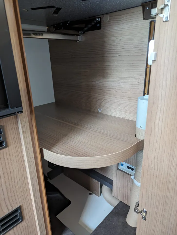 Fahrzeugbild Malibu I 430 LE #29