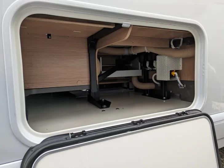 Fahrzeugbild Malibu I 430 LE #34