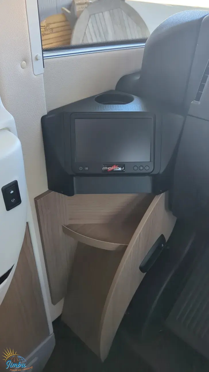 Fahrzeugbild Malibu I 490 LE Touring 180 PS / Automatik 2154-630 #8