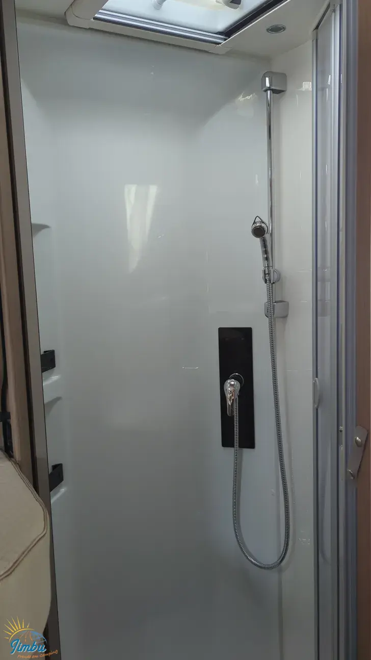 Fahrzeugbild Malibu I 490 LE Touring 180 PS / Automatik 2154-630 #16