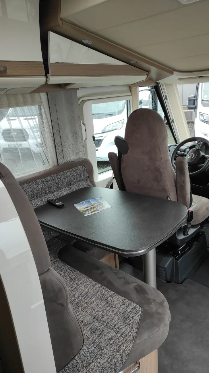 Fahrzeugbild Malibu I 441 LE Touring #5