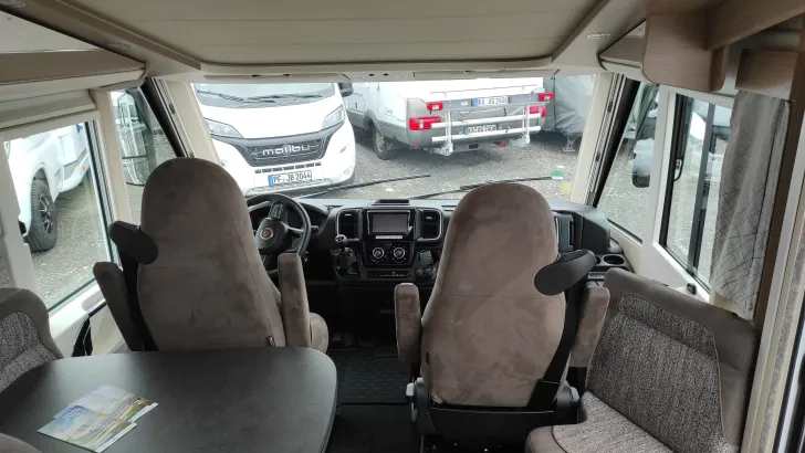 Fahrzeugbild Malibu I 441 LE Touring #8