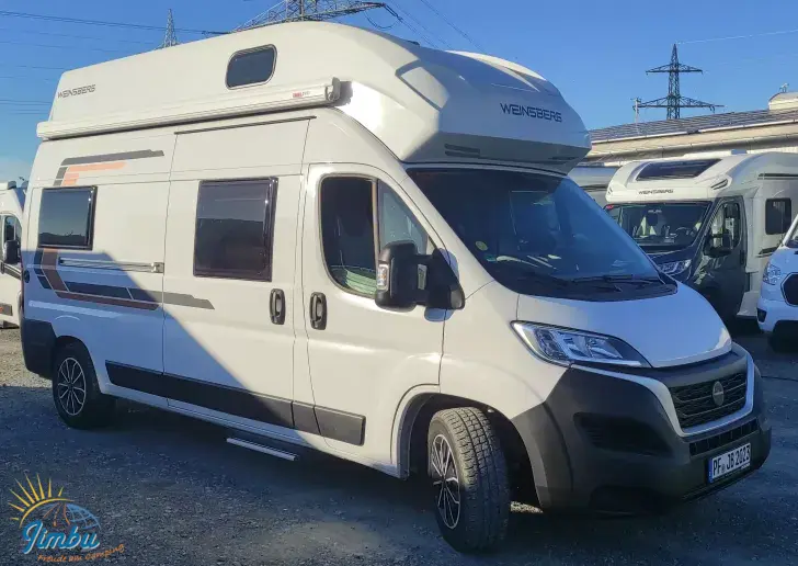 Schräg Vorne Weinsberg CaraBus 600 MQH 140 PS / Schalter, 1099 - 173