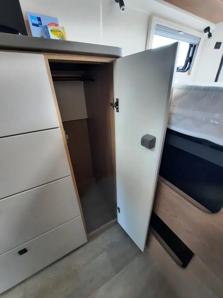 Fahrzeugbild Hobby ONTOUR Van 600 FT Verfüg./Sparen Sie 14.254,- € #17