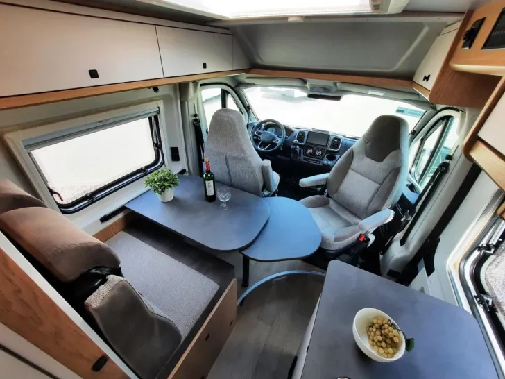 Fahrzeugbild Hobby ONTOUR Van 600 FT Verfüg./Sparen Sie 14.254,- € #10