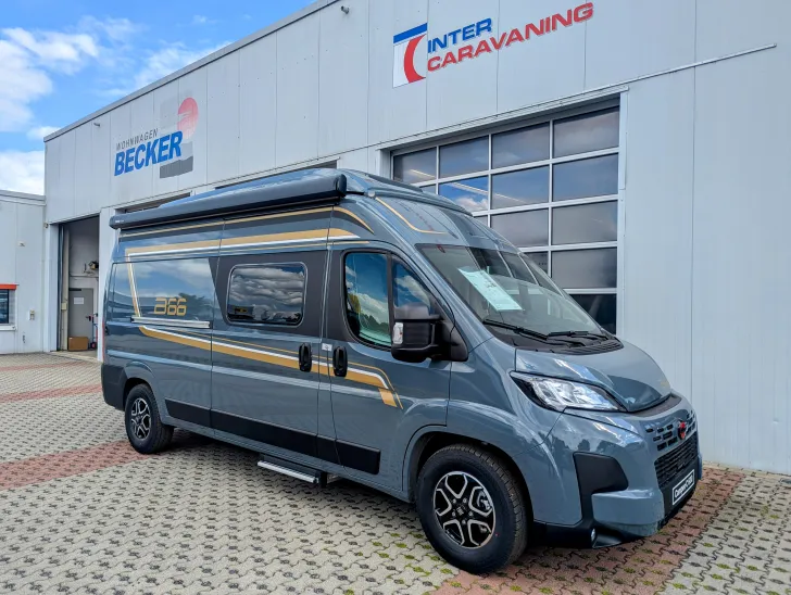 Fahrzeugbild Bürstner B66 C 600 Aufstelldach #1