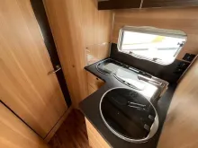 Fahrzeugbild LMC Breezer Lift H 737 G Euro 6 Automatik- SAT- Solar- Lithium 150A #9