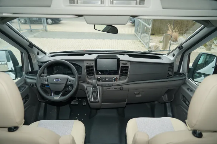 Fahrzeugbild Bürstner Lineo T 620 G #5