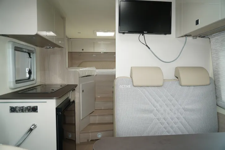 Fahrzeugbild Bürstner Lineo T 620 G #8