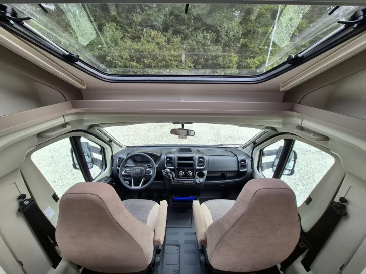 Fahrzeugbild Carado T 448 #10