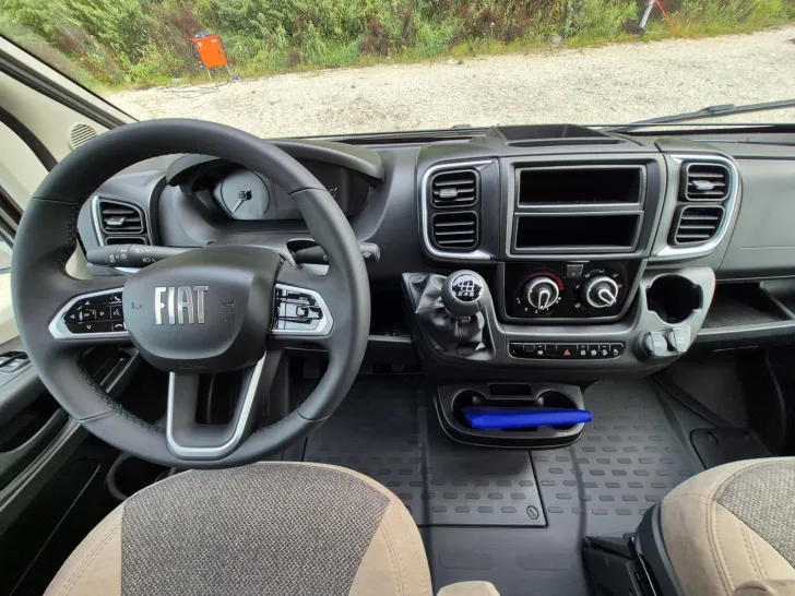 Fahrzeugbild Carado T 448 #11