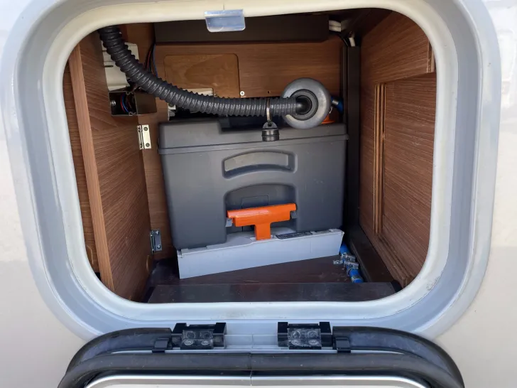 Fahrzeugbild Carthago chic c-line I 4.9 LE #32