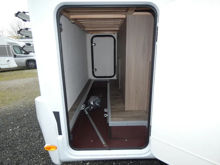 Fahrzeugbild Carado VAN V132 Pro+ (19) TV + SAT, MARKISE #15