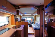 Fahrzeugbild Knaus SKY WAVE 650 MF/Festbett+Hubbett/Klima/Markise #8