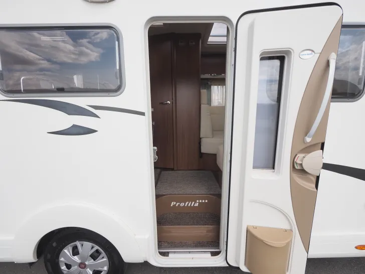Fahrzeugbild Eura Mobil T 660 HB, Luftfederung, Top Zustand, Markise #5