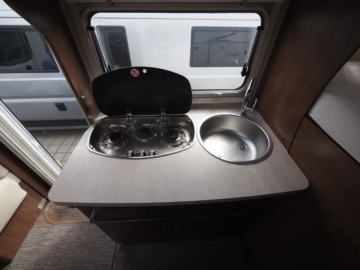 Fahrzeugbild Eura Mobil T 660 HB, Luftfederung, Top Zustand, Markise #10
