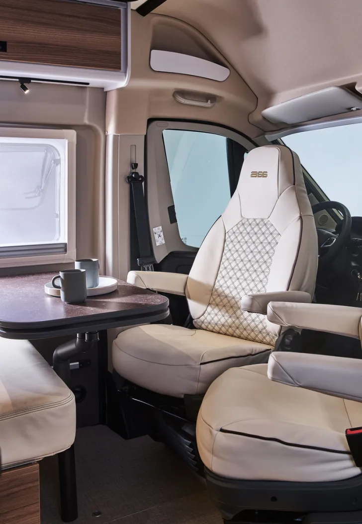 Fahrzeugbild Bürstner B66 600 C #18