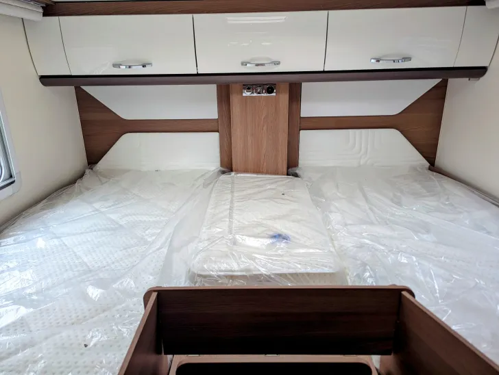 Fahrzeugbild Bürstner Lyseo TD 727 G UVP 123.620 € #8