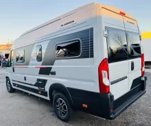 Schräg Hinten Adria Twin Sports 640 SGX * Solar * Pop UP * Hubbett *26