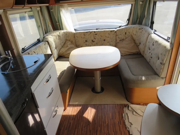 Fahrzeugbild Hymer Eriba Nova SL 580 #10