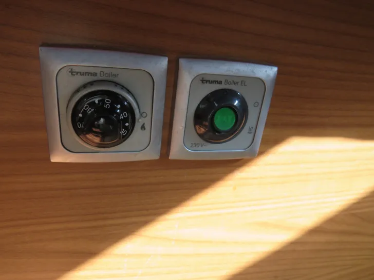 Fahrzeugbild Hymer Eriba Nova SL 580 #25