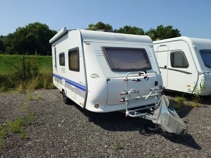 Fahrzeugbild Hobby De Luxe 440 SF #2