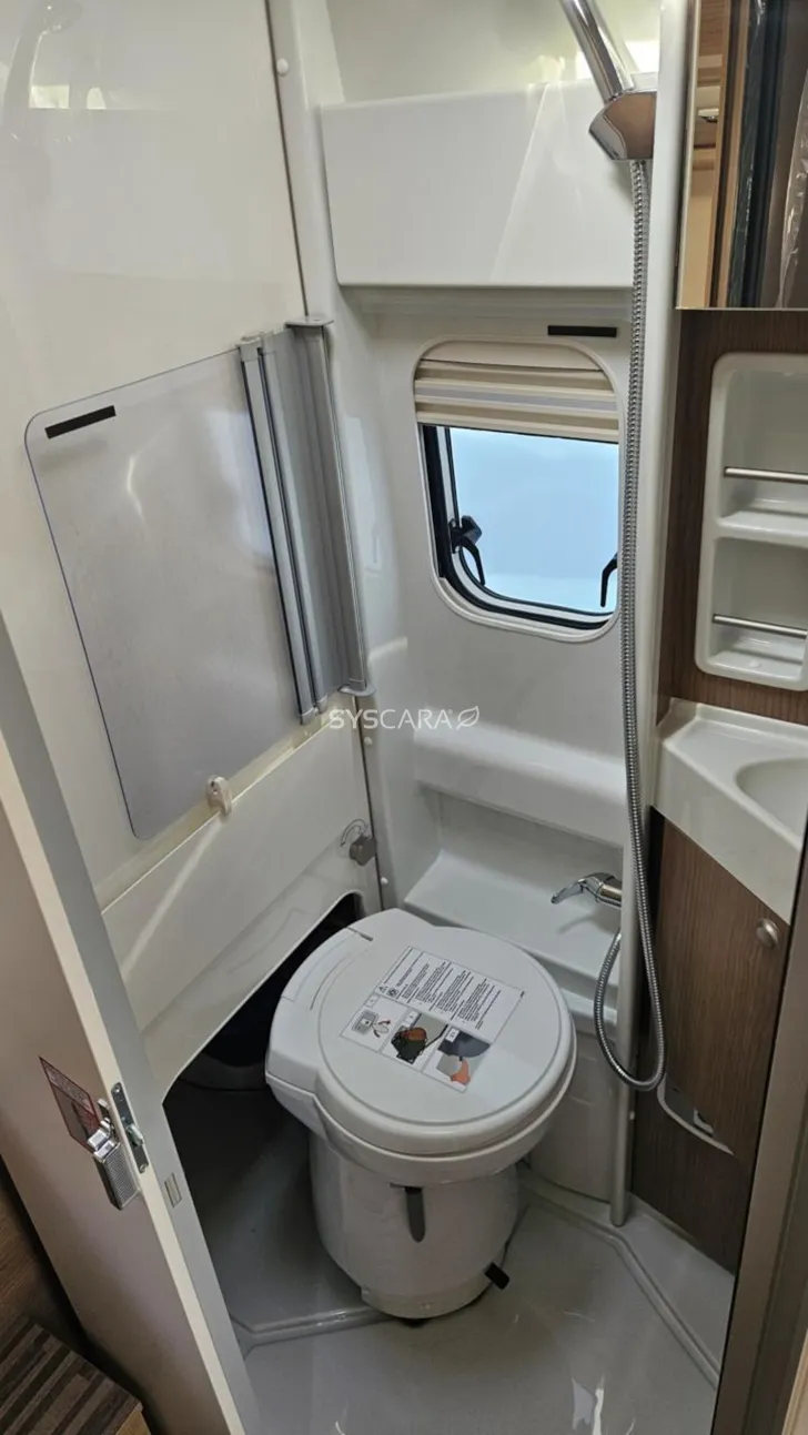 Fahrzeugbild Malibu Van comfort 600 DB charming GT skyview Navi - LED - Assistenz #12