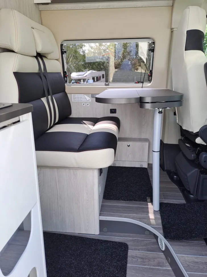 Fahrzeugbild Roller Team Livingstone Sport 2 Solar, Winter Paket, TV mit DVBT #6