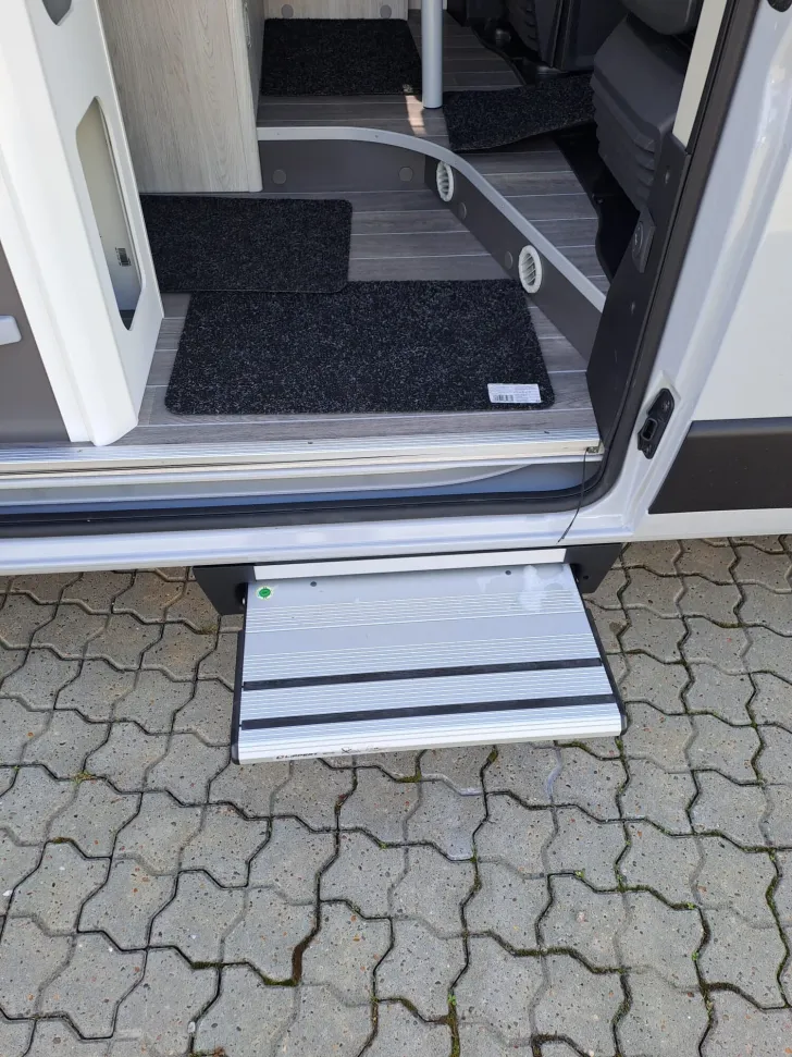 Fahrzeugbild Roller Team Livingstone Sport 2 Solar, Winter Paket, TV mit DVBT #14