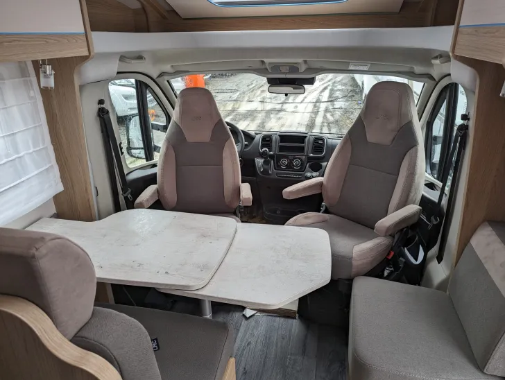 Fahrzeugbild LMC Cruiser V 646 G 180 PS/Automatik, 627 - 3050 #17