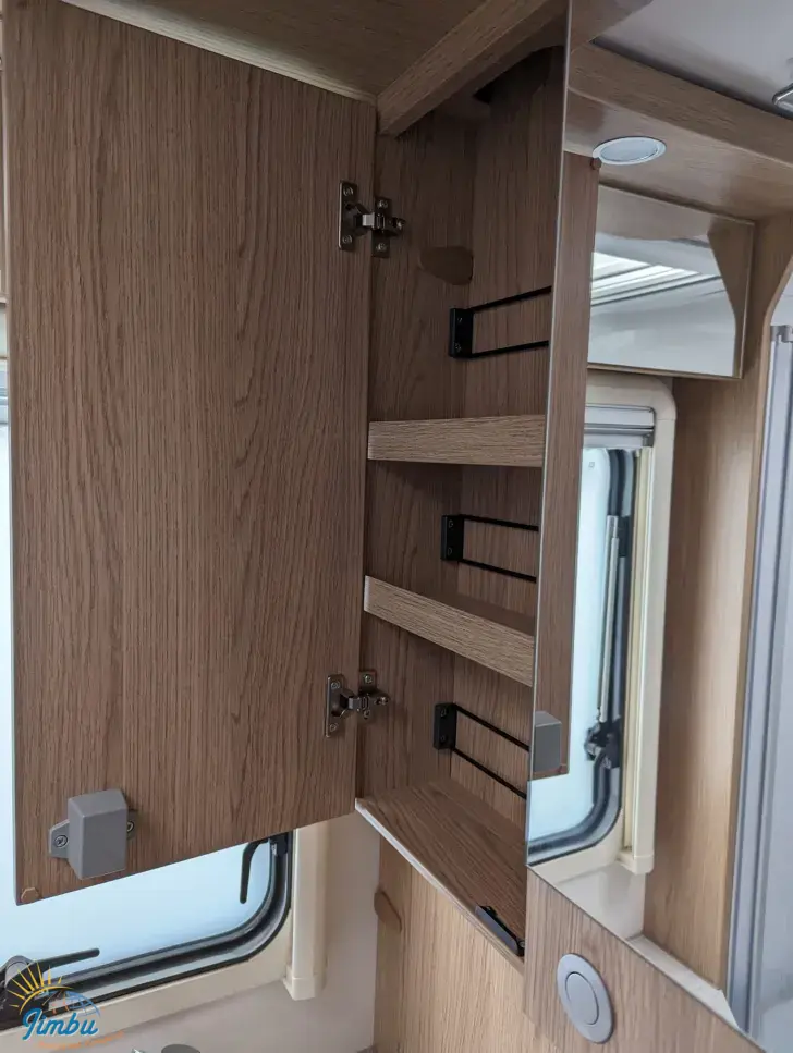 Fahrzeugbild LMC Cruiser V 646 G Fiat 180 PS/Automatik 3050-627 #35