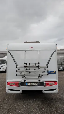 Frontal Hinten LMC Tourer Lift H 664 G 170 PS / Schalter, 520 - 3068