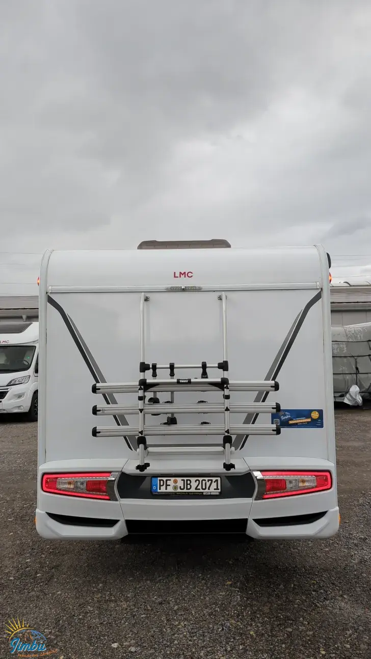 Frontal Hinten LMC Tourer Lift H 664 G 170 PS / Schalter, 520 - 3068