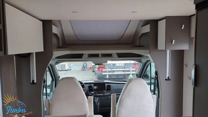 Sicht vorne-hinten LMC Tourer Lift H 664 G 170 PS / Schalter, 520 - 3068