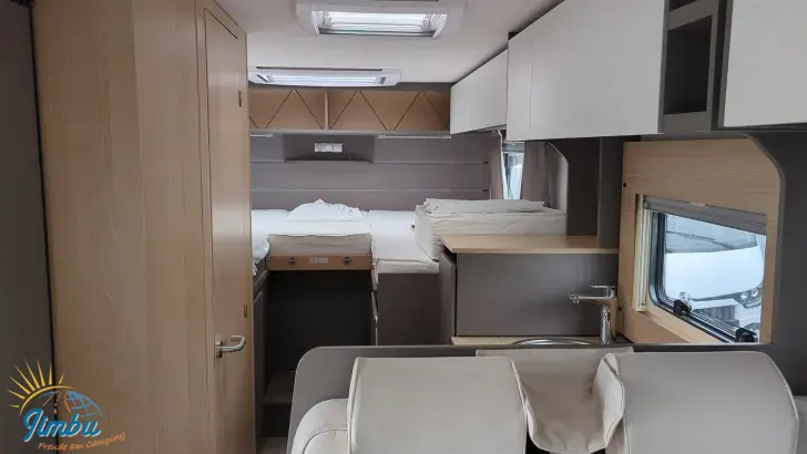 Sicht vorne-hinten LMC Tourer Lift H 664 G 170 PS / Schalter, 520 - 3068