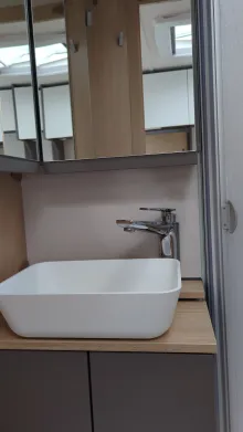 Toilette LMC Tourer Lift H 664 G 170 PS / Schalter, 520 - 3068