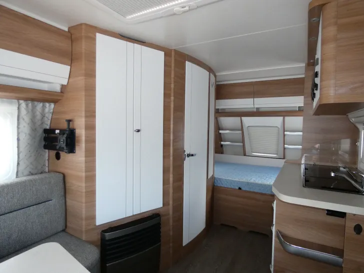 Fahrzeugbild Hobby De Luxe 455 UF - Sonderpreis wg. Hageldellen #11