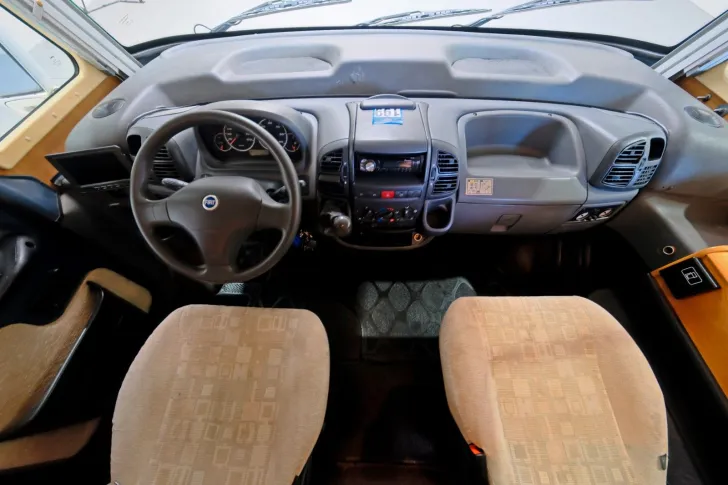 Fahrzeugbild Rapido 924 F/Hubbett/Klima/Solar/Markise/DPF #6