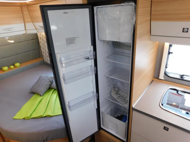 Fahrzeugbild Dethleffs Camper 530 FSK Dachklima,Autark,ATC,Duo-Control #18