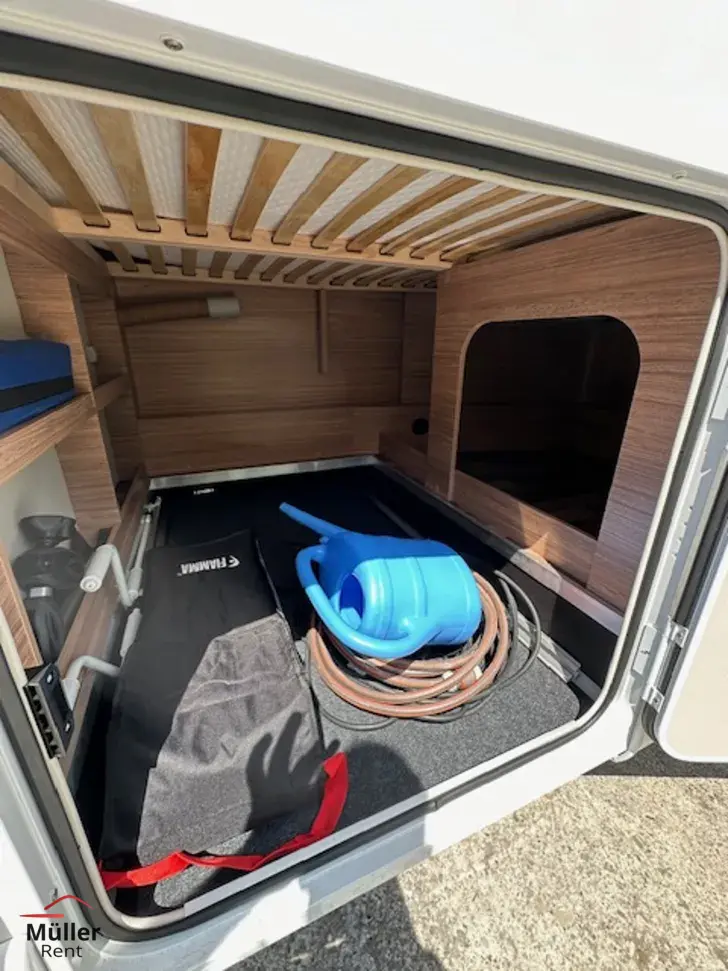 Fahrzeugbild Weinsberg CaraCompact EDITION PEPPER 600 MF mit Klimaanlage #15