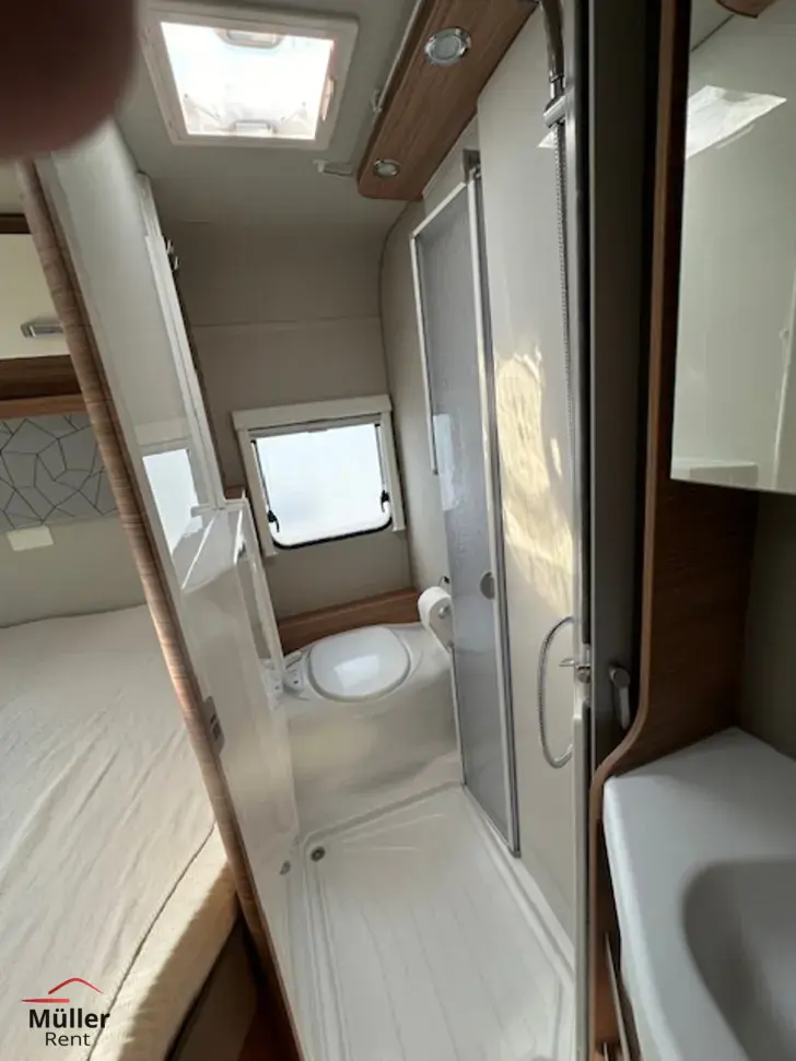 Fahrzeugbild Weinsberg CaraCompact EDITION PEPPER 600 MF mit Klimaanlage #18