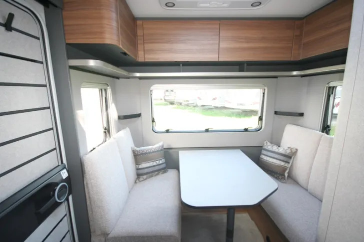 Fahrzeugbild Hymer Eriba Novaline 470 #18