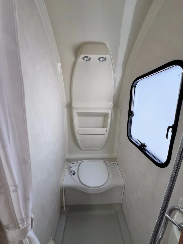 Fahrzeugbild Adria Altea 462 PS #23