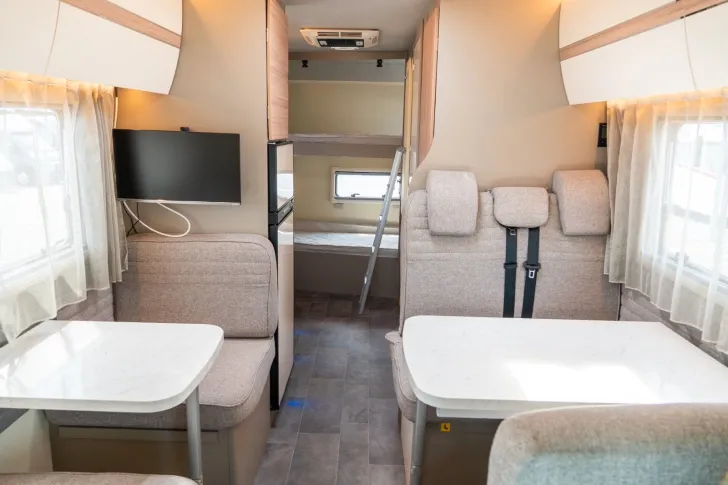 Fahrzeugbild Ahorn Camp Canada AS SAT+TV+2xKLIMA+FAHRRADT+KAMERA+6PERSON #10